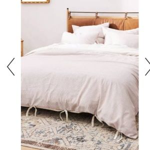 Anthropologie King Duvet and 2 king Shams